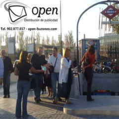 entrega-de-publicidad-en-mano-en-feria-IFEMA-1