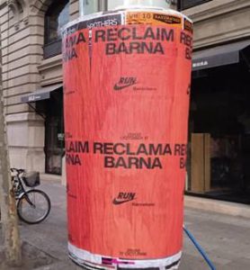 enganxada de posters publicitaris de NIKE