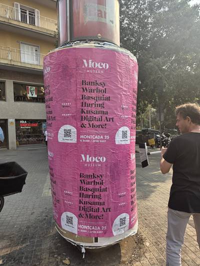 pegada de afiches en Barcelona