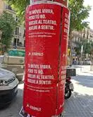 Carteles adheridos en una zona urbana de Barcelona